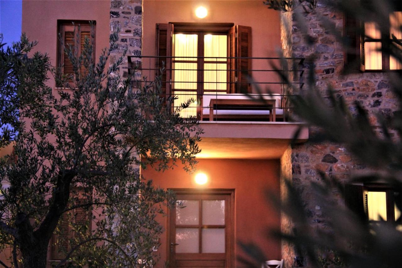 Liotrivi Historical Mansion And Boutique Hotel Monemvasía Eksteriør bilde